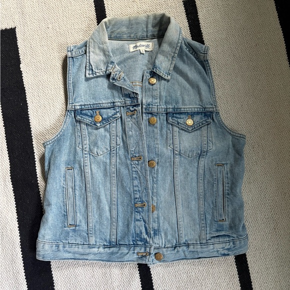 Madewell 2014 Denim Vest with Button Closure - Picture 2 of 5